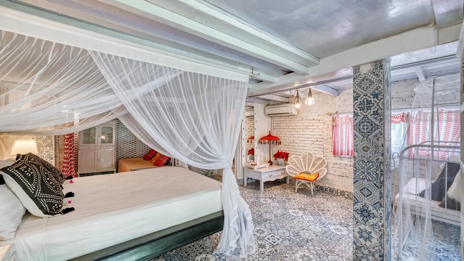 Villa Kalis, 10 Bedroom Family And Group Villa سمينياك إندونيسيا