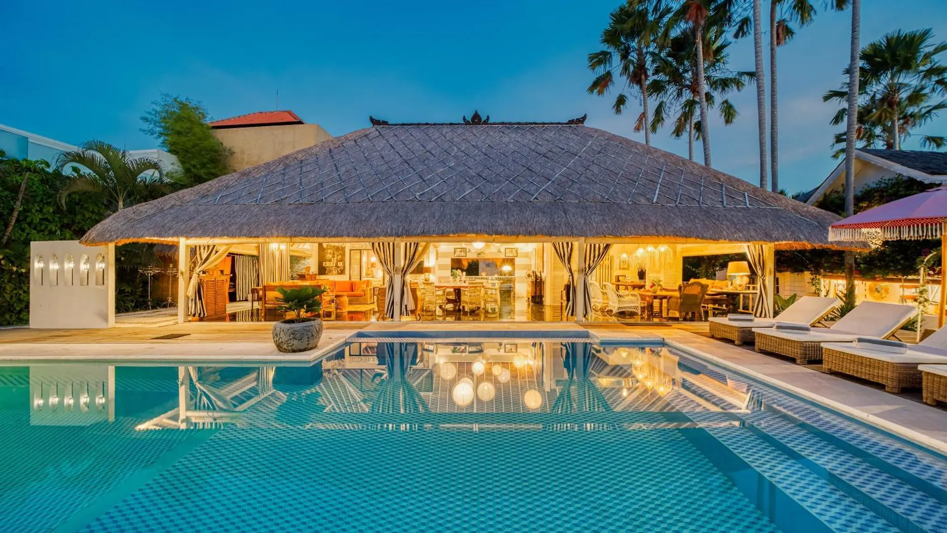 Villa Kalis, 10 Bedroom Family And Group Villa location