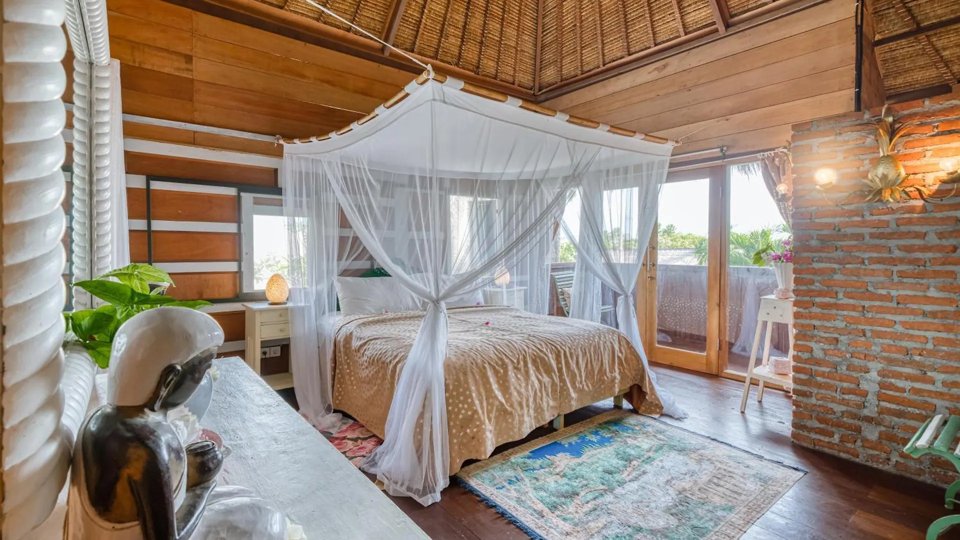 Villa Kalis, 10 Bedroom Family And Group Villa سمينياك 0*,  إندونيسيا